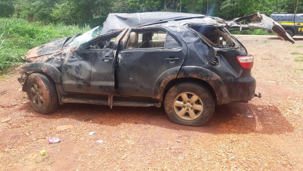 Acidente deixa 5 pessoas da mesma família feridas na Serra da Petrovina em MT