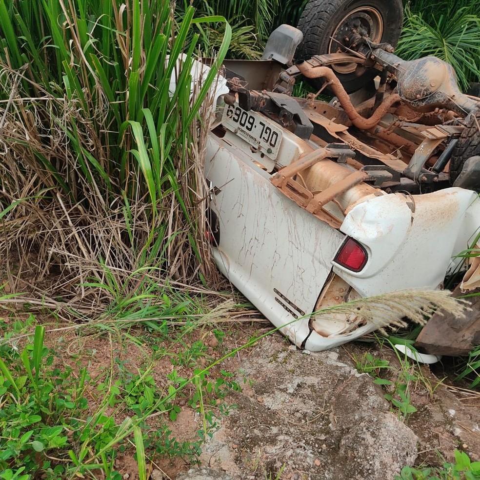 Motorista e passageira de 20 anos morrem em acidente em MT