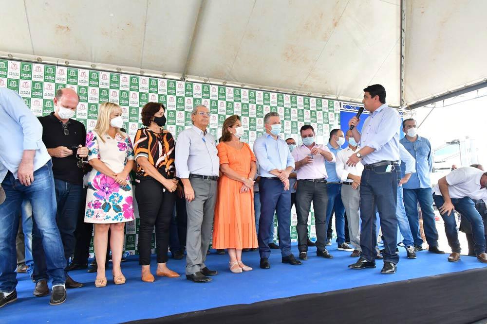 Botelho destaca trabalho em parceria que melhora a distribuição de água em Várzea Grande