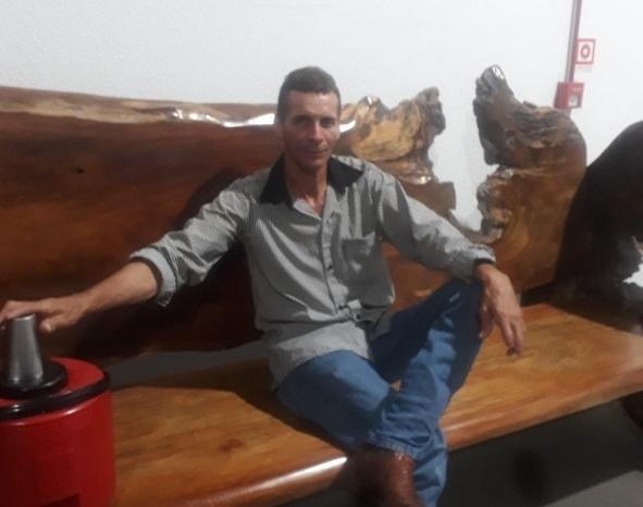 Filho não aceita relacionamento e mata namorado da mãe em MT