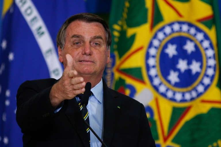 Bolsonaro culpa medidas contra Covid por inflação: ‘Ficou em casa e agora me culpa’