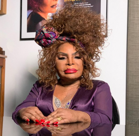 Morre a cantora Elza Soares aos 91 anos