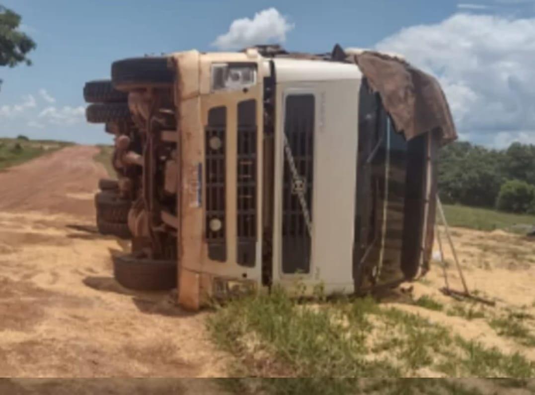 PARANATINGA - Amigos criam vaquinha online em prol de caminhoneiro que precisa trabalhar
