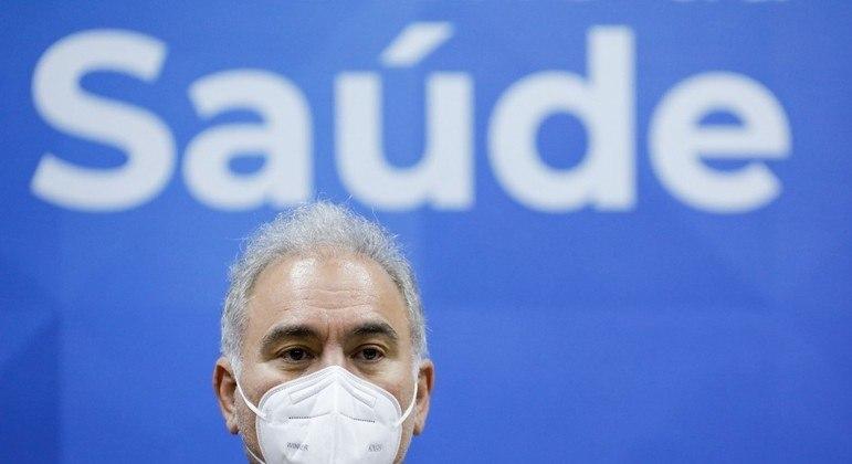 Saúde reduz a cinco dias tempo de isolamento de assintomáticos