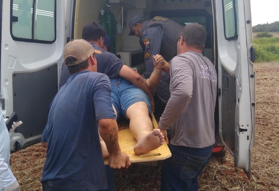 Com coronavírus, caminhoneiro é encontrado desacordado após desmaiar dirigindo carreta em rodovia