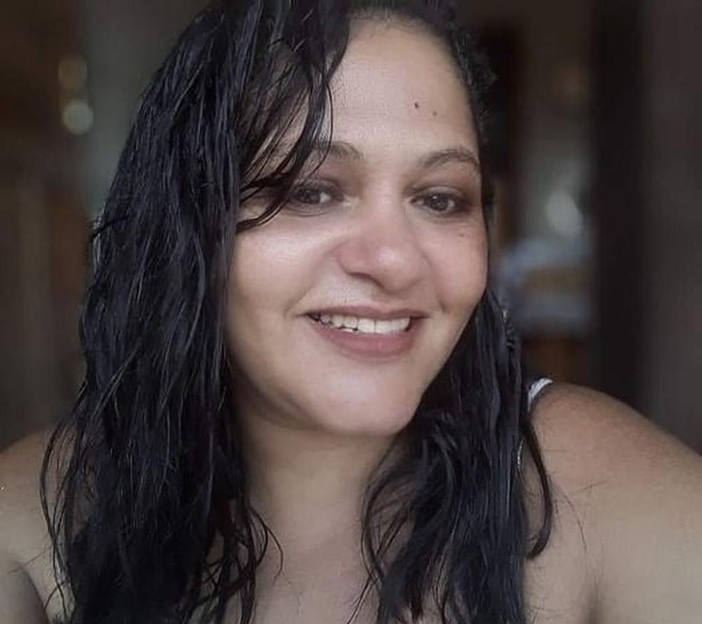 Mulher é encontrada morta na casa do namorado após sair para passar o final de semana com ele em MT