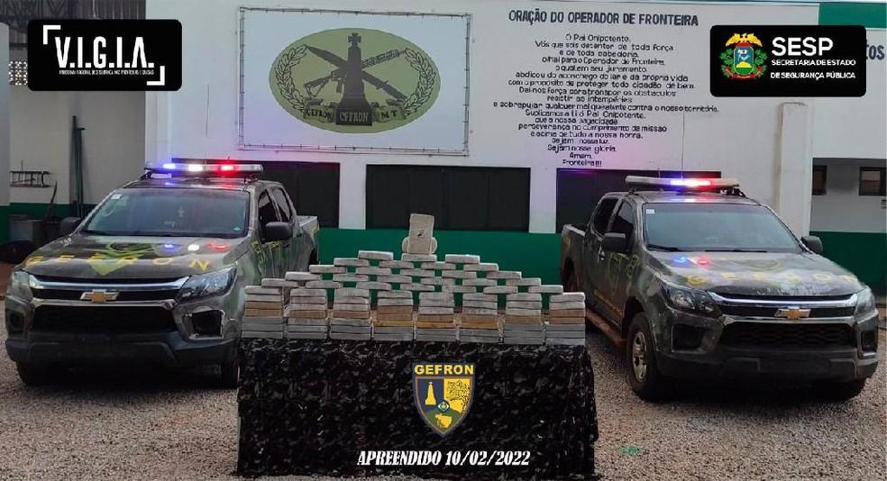 Polícia apreende 85 kg de cocaína com boliviano que atravessava fronteira em MT