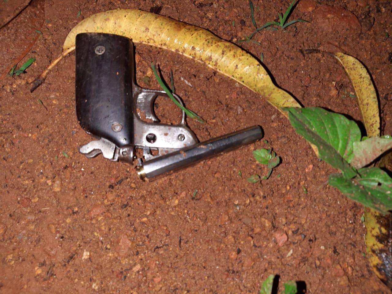 Um assaltante morre em confronto com a PM e outro é preso em Primavera do Leste