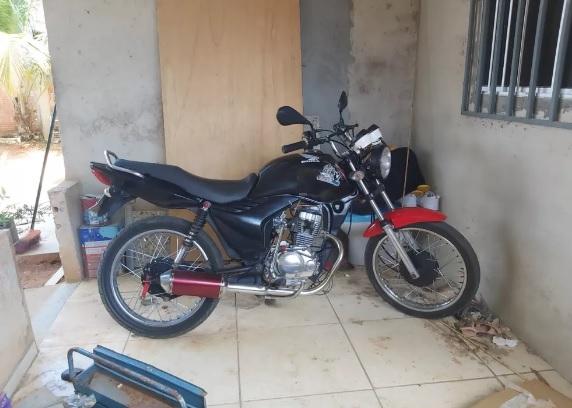 Casal de namorados mata homem por barulho de escapamento de moto em MT, diz polícia