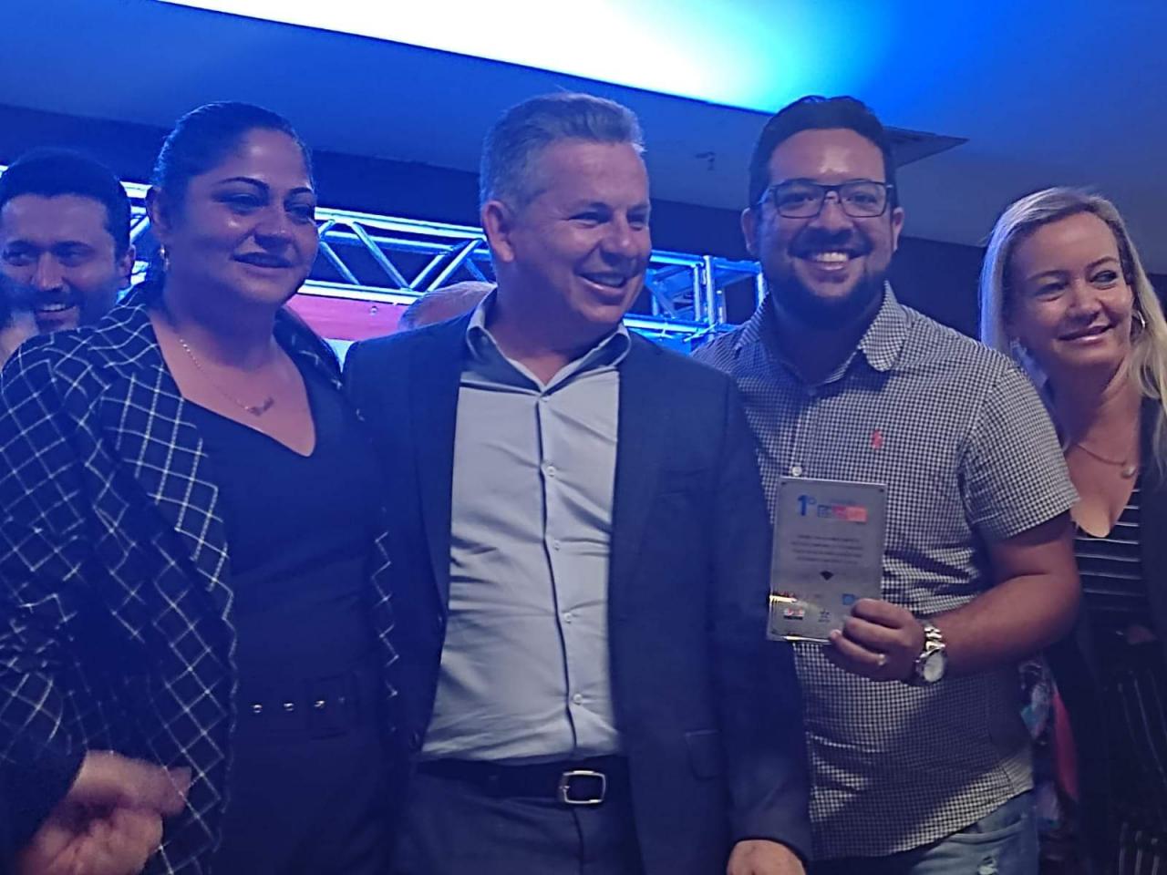 Escola Estadual Osvaldo Cândido Pereira está entre as 10 melhores escolas em Mato Grosso em Alfabetização