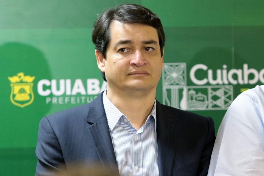 Ex-secretário de Saúde é condenado a 3 anos de prisão por envolvimento em fraudes na pasta e monopólio hospitalar