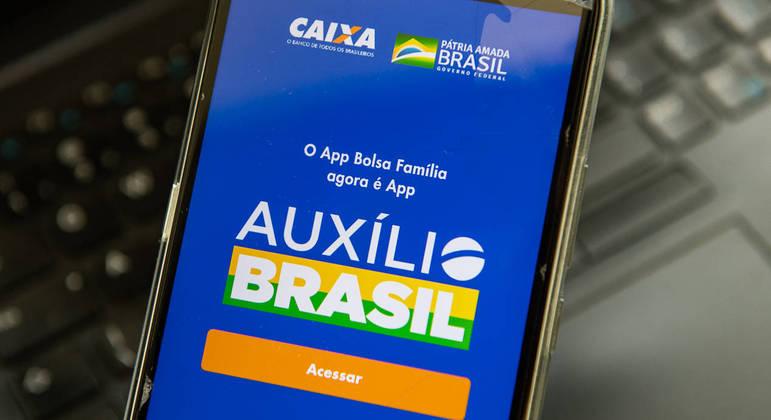 Governo atualiza critérios para pagamento do Auxílio Brasil
