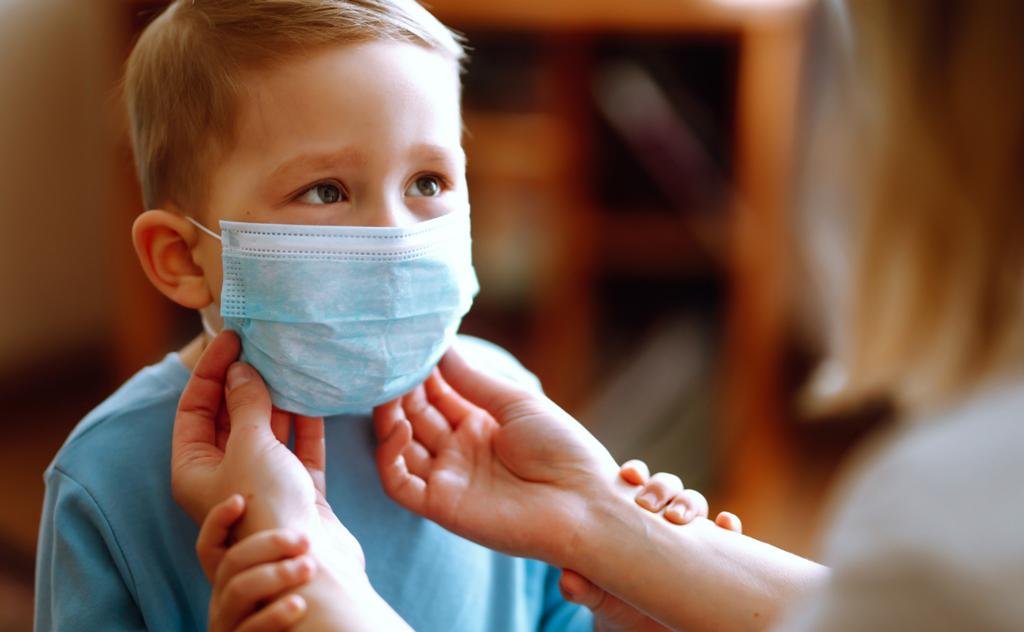 Novo decreto torna uso de máscara facultativo nas salas de aula em Cuiabá