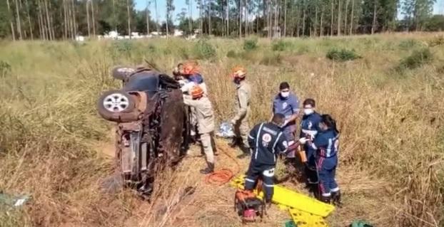 Duas pessoas morrem após carro capotar na MT-358