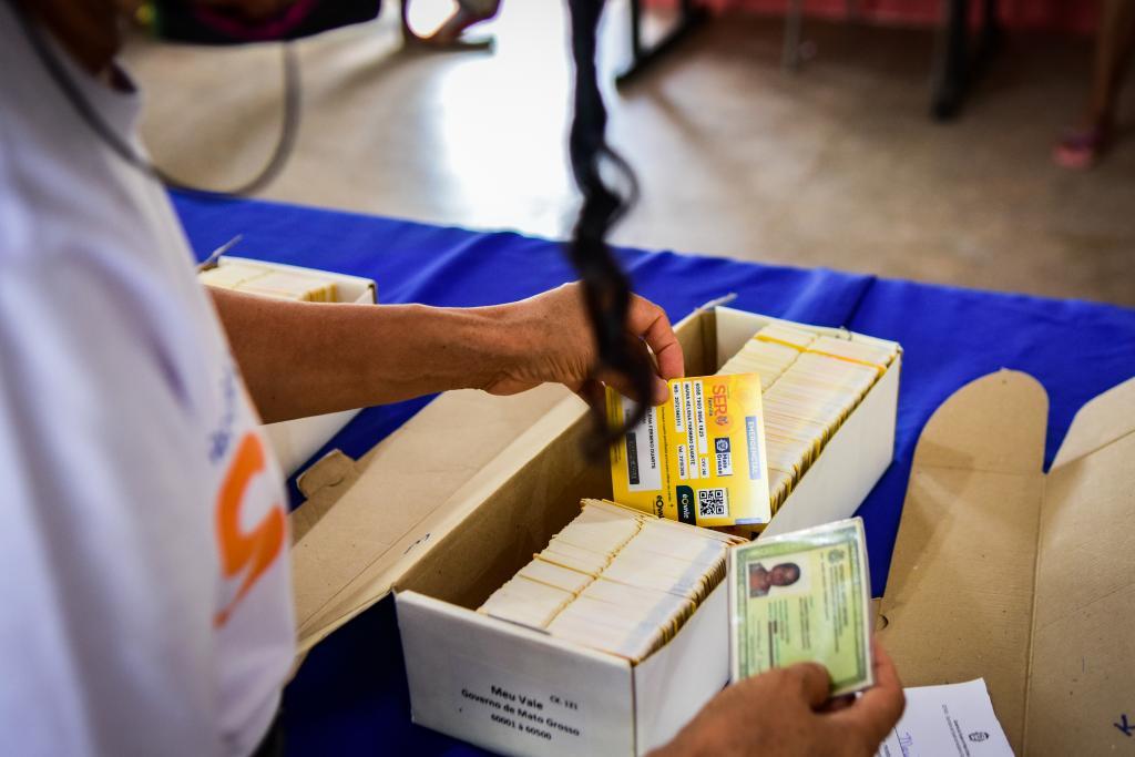 Governo consegue na Justiça direito de pagar empresas; mercados precisam se credenciar