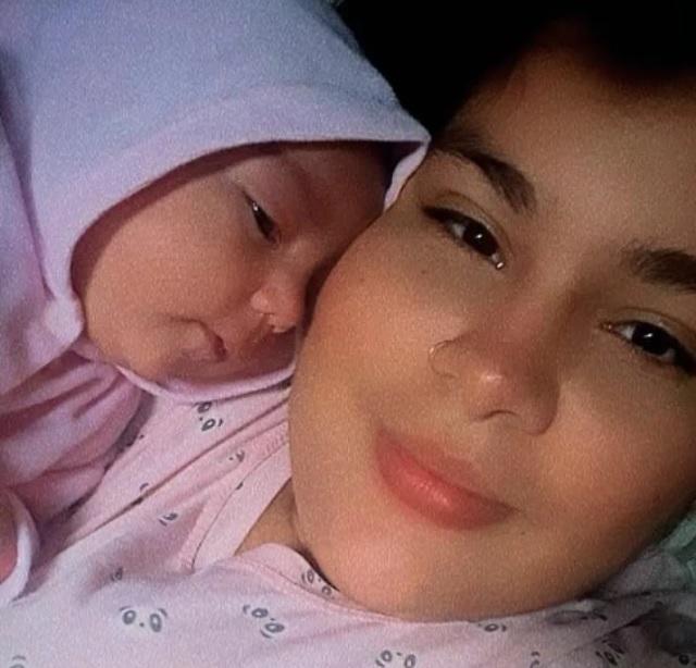Jovem dá à luz em casa sem saber que estava grávida e enfrenta dificuldades para registrar o bebê