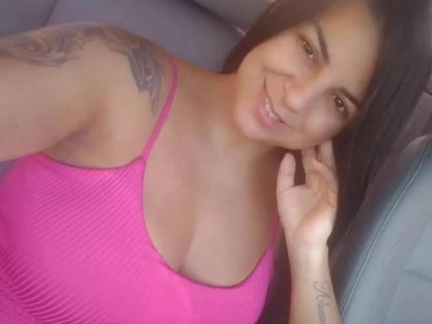 Mulher é encontrada morta com corpo queimado dentro de carro estacionado em MT