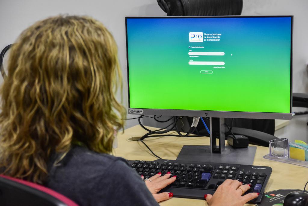 Procons de Mato Grosso utilizam novo sistema para registro de reclamações