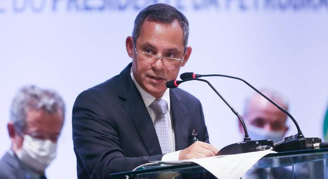 Reajuste deve ser feito para manter saúde financeira da empresa, diz presidente da Petrobras