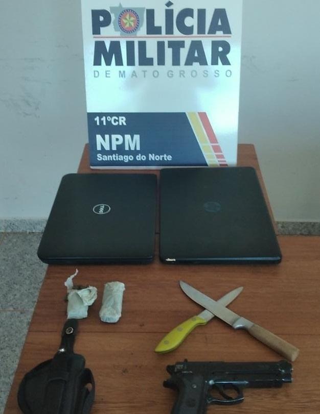 PM de Santiago do Norte recupera veículo roubado em Santo Antônio do Leste e prende menor com vários objetos e drogas