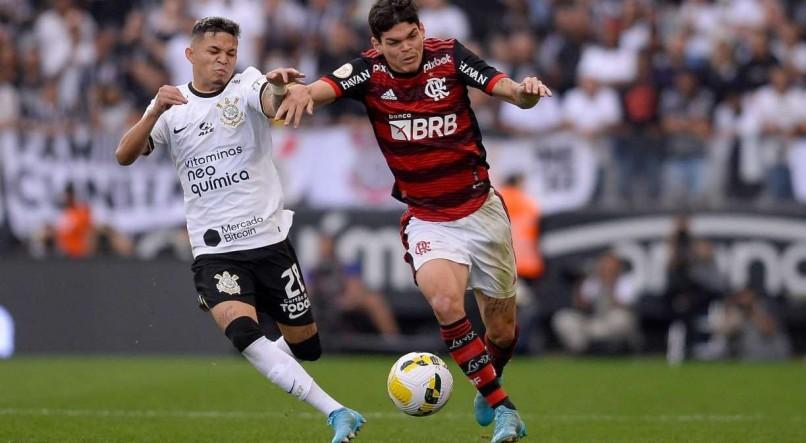 Flamengo e Corinthians decidem título da Copa do Brasil no Maracanã
