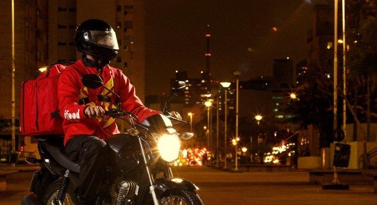 Preço mínimo exigido em aplicativos de entrega de comida é ilegal?