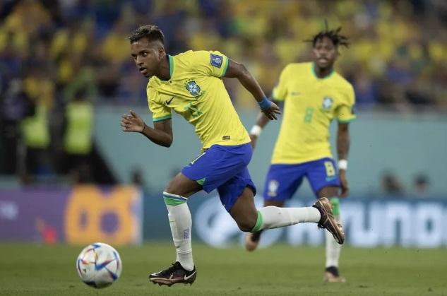 Escalação da Seleção: Bruno Guimarães, Rodrygo e Gabriel Jesus devem jogar contra Camarões