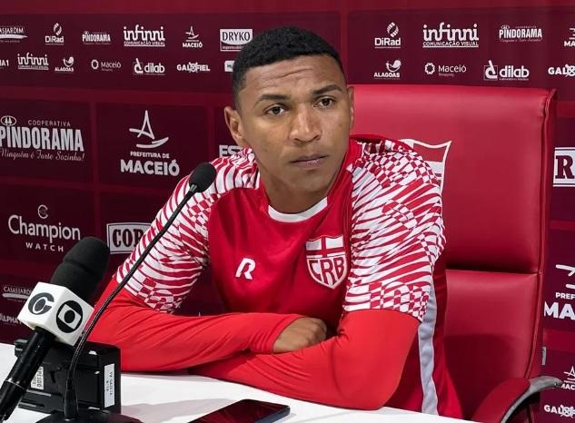 Atacante do CRB, Emerson Negueba diz que recebeu proposta do Cuiabá