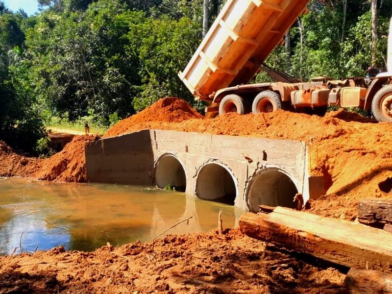 Governo vai usar Fethab para prefeituras substituírem pontes de madeira por concreto