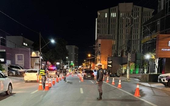 Mais de 8,6 mil condutores foram autuados por crimes de trânsito em blitzes da Lei Seca em MT