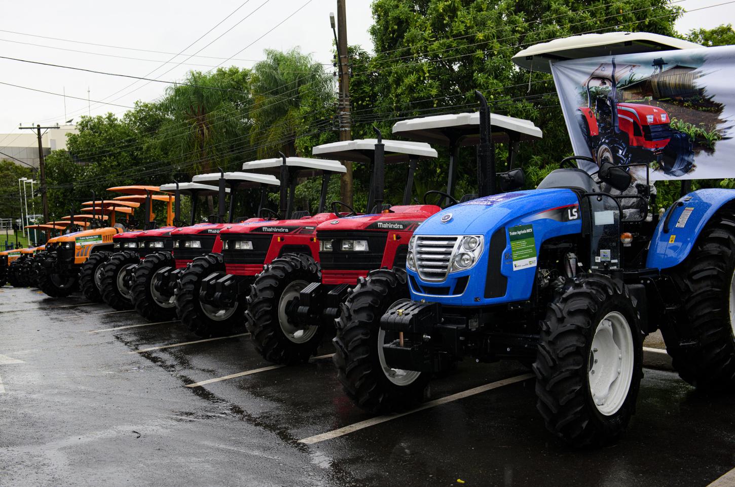 Agricultores familiares recebem apoio do Governo do Estado em toda a cadeia de produção e na comercialização