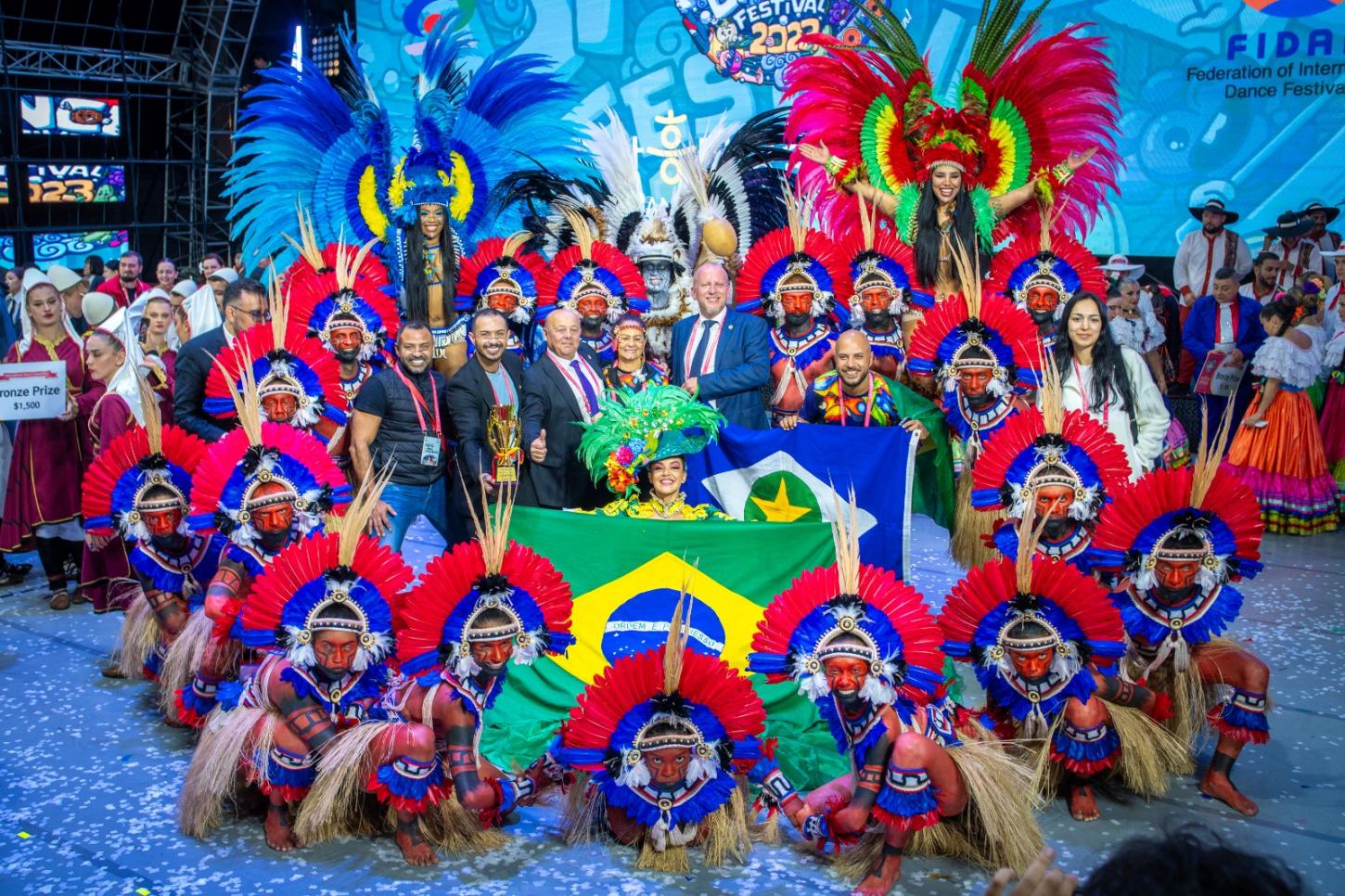 Com apoio do Governo de MT, Flor Ribeirinha conquista mais um título mundial de dança folclórica