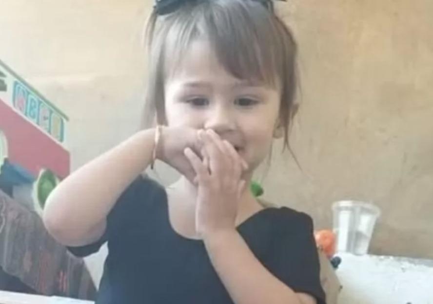 Menina de 3 anos morreu depois de apanhar da mãe e do padrasto em Santa Catarina, conclui Polícia Civil