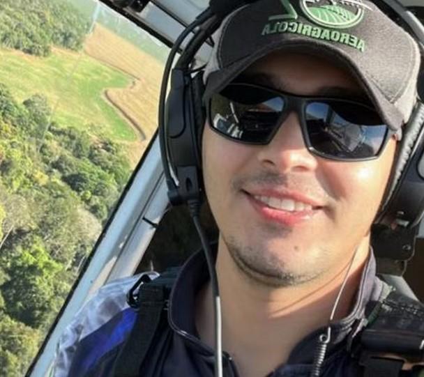 Avião cai em fazenda de MT e piloto morre preso a destroços