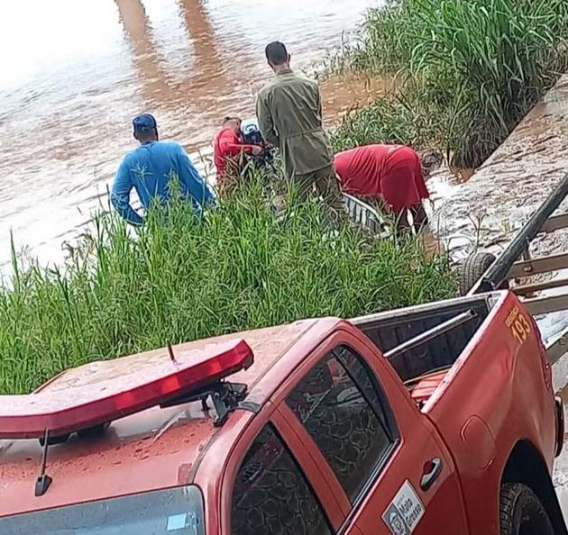 Jovem desaparece após tentar atravessar rio nadando em Rondonópolis