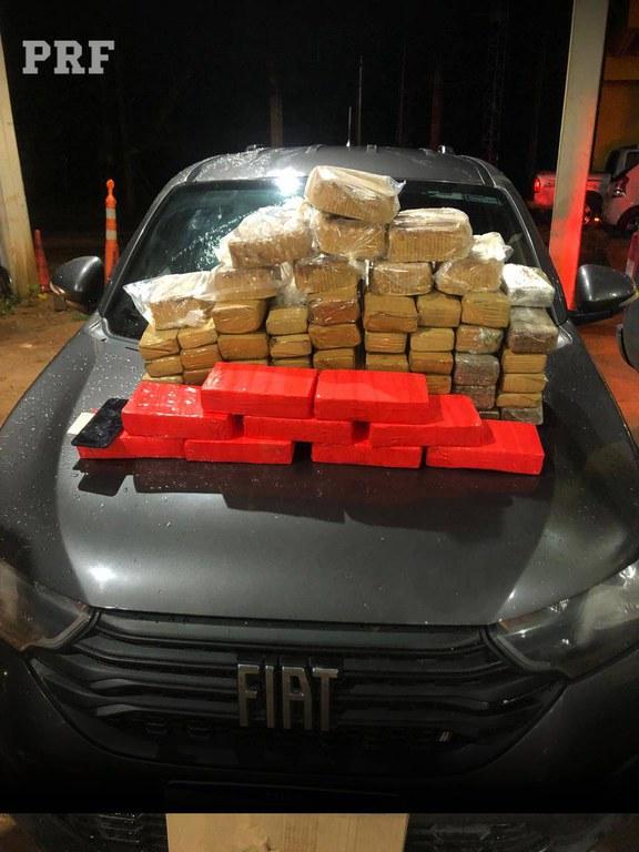 Veículo Clonado e Carga de Drogas São Apreendidos na BR-070 em Primavera do Leste