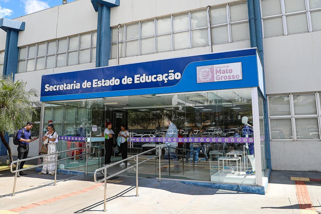 Seduc abre processo seletivo para contratação de 1.208 assistentes de educação especial