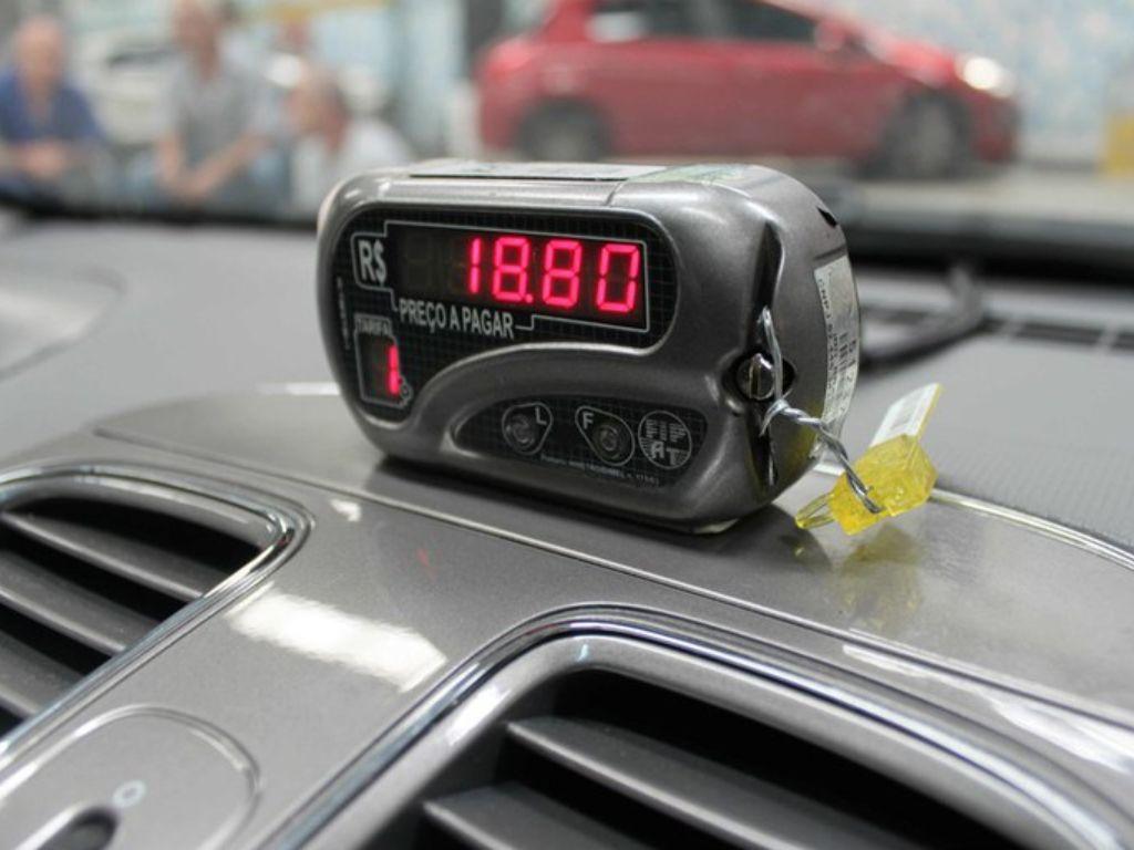 Verificação de taxímetros em MT passa a ser bienal com nova norma do Inmetro