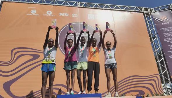 Brasil vence Corrida de Reis após 9 anos e Quênia leva 1° lugar no feminino