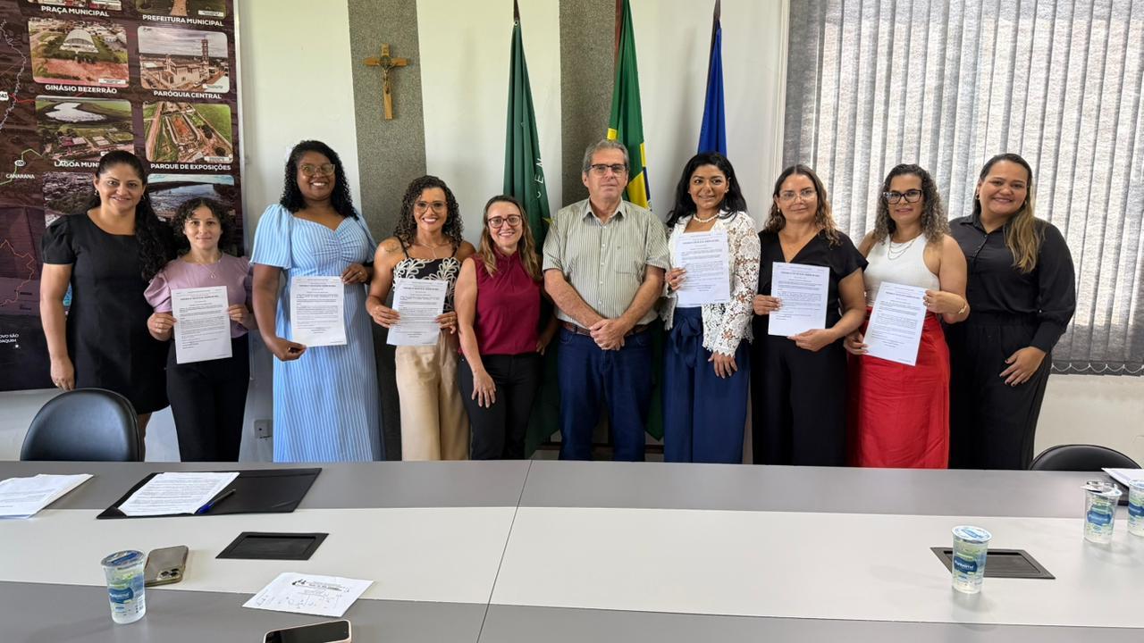 Prefeito Marcos Tomazini dá posse a novas Diretoras de Escolas Municipais em Paranatinga