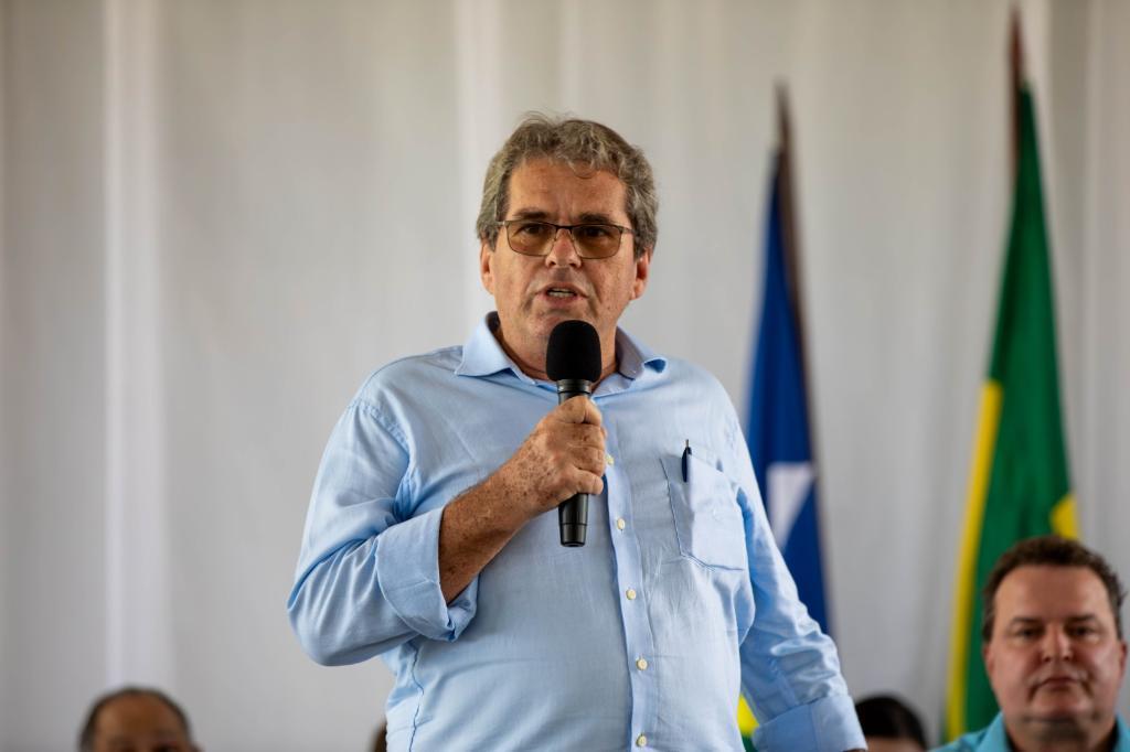“Esforço conjunto do Governo e municípios está garantindo investimentos e melhorias para população”, afirma prefeito