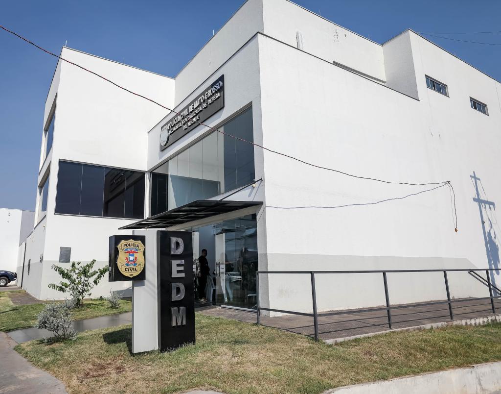 Polícia Civil prende jovem por ameaçar e atear fogo na casa da mãe em Cuiabá
