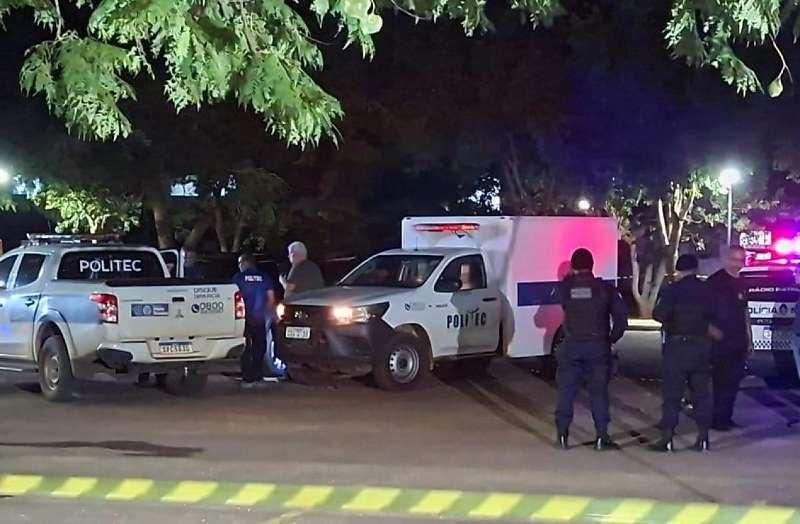 Professor esquece filho em carro em universidade de MT e criança morre