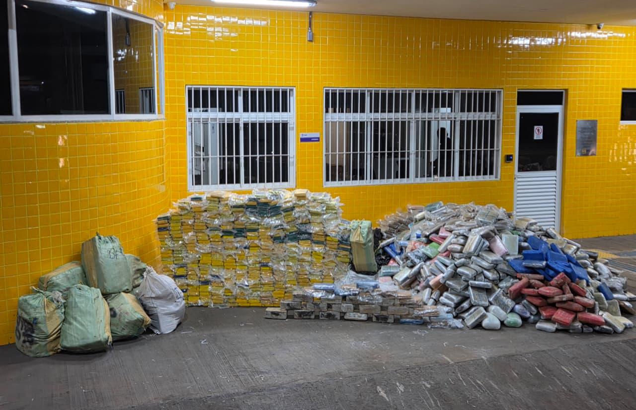 PRF realiza maior apreensão de drogas dos últimos anos em Mato Grosso e intercepta mais de 2,4 toneladas na BR-070
