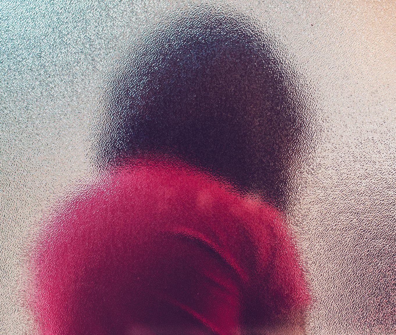 Rondonópolis; Filha descobre pedofilia e exploração sexual no celular do pai de 70 anos e procura a polícia