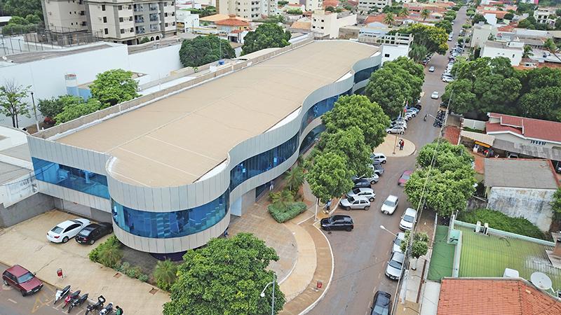 Rondonópolis; TCE suspende sorteio de carros para professores após R$ 2 milhões serem retirados de verba prevista para Saúde