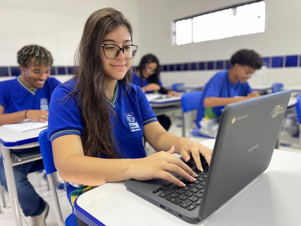 Rede estadual tem vagas para 2027; Seduc orienta famílias que perderam prazo da Matrícula Web