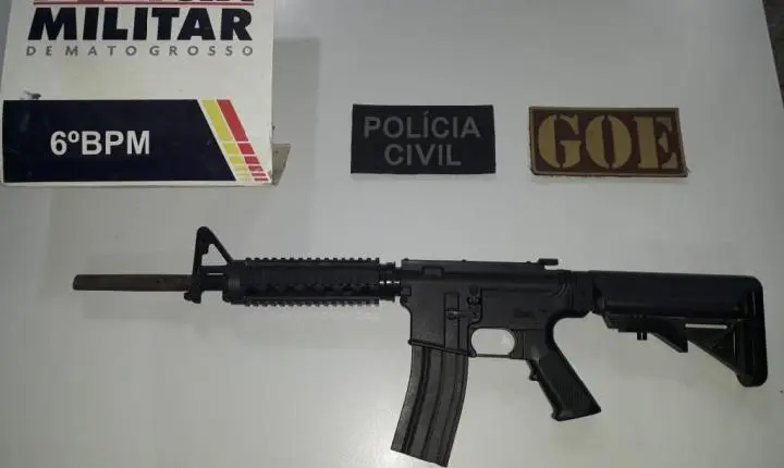 Ação integrada apreende réplica de fuzil no interior