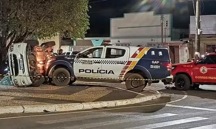 Bebê de 2 meses morre e sete pessoas ficam feridas após carro bater de frente com viatura em MT