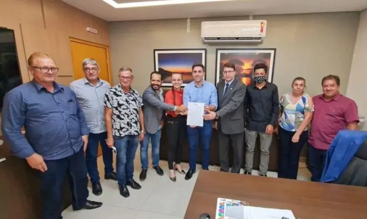 Botelho destina emenda e escolas de Itanhangá receberão tablets